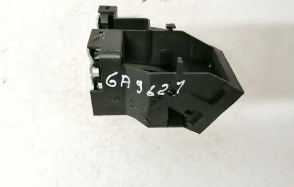 Citroen C4 I Seat back rest lock catch 9632626577 9261094
