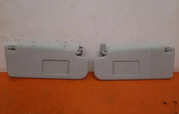 Skoda Fabia Mk2 (5J) Sun visor