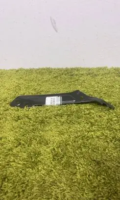 Renault Megane IV Fender mounting bracket 631406423r