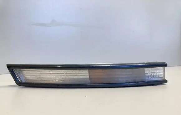 Front indicator light