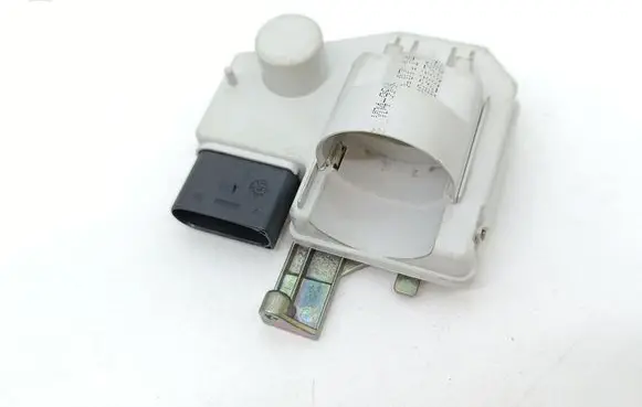 Audi A6 S6 C7 4G Front seatbelt 34111574
