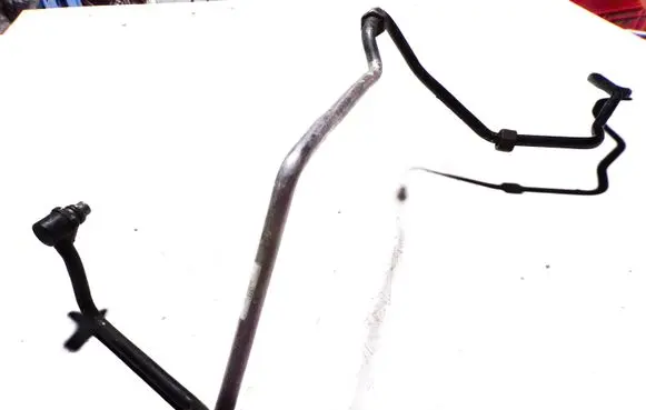 Gearbox oil cooler pipe/hose