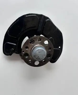 Mercedes-Benz E W212 Front wheel hub spindle knuckle 2123302505