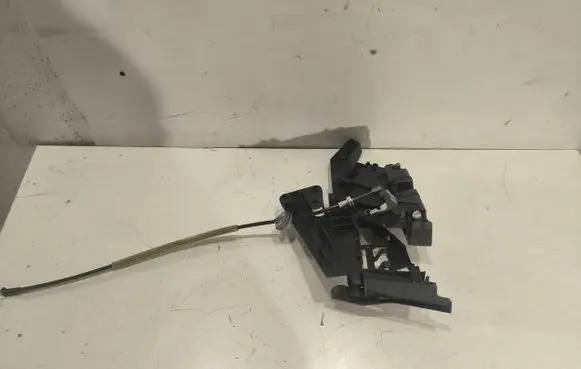 Ford Focus C-MAX Rear door lock 3M51R266B31AB