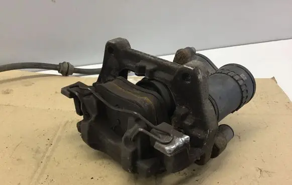 Land Rover Evoque I Rear brake caliper GJ322K328BE