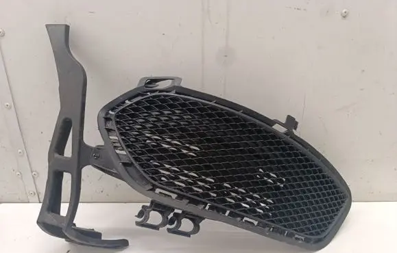 Mercedes-Benz CLA C117 X117 W117 Front bumper lower grill A1178852322
