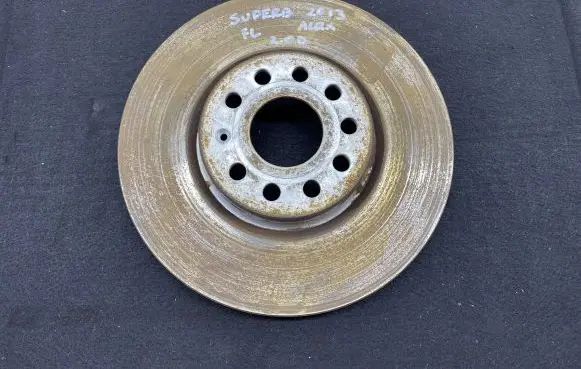 Skoda Superb B6 (3T) Front brake disc