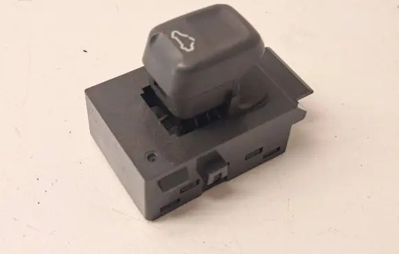 Volvo XC70 Sunroof switch 9168160 00W464 149700