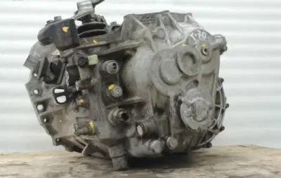 Toyota Avensis T270 Manual 6 speed gearbox 3030020A90 3311142060