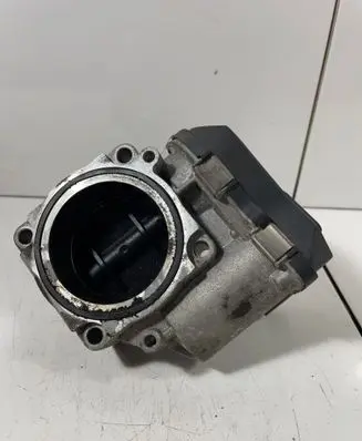 BMW 1 E81 E87 Throttle valve 7561067 2460701119 A2C53145951