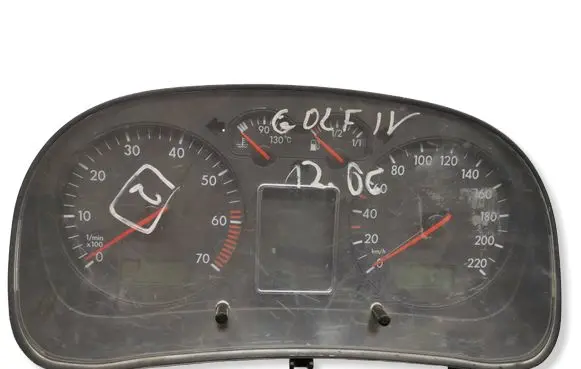 Volkswagen Golf IV Speedometer (instrument cluster) 1J0920800