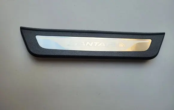 Hyundai Santa Fe Side skirt rear trim 858892W500