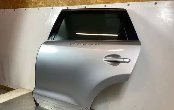Mazda CX-9 Rear door