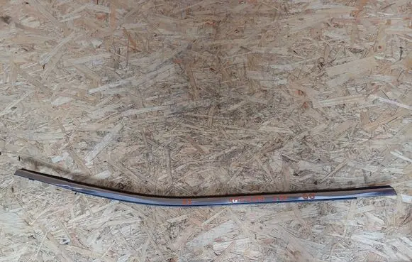 Nissan Qashqai Front door trim (molding)