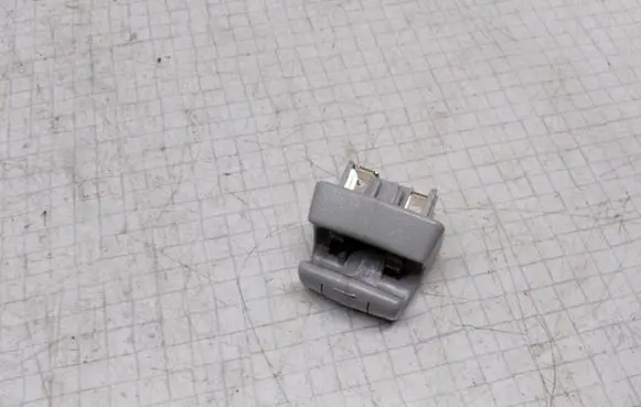 Mercedes-Benz C W203 Sun visor clip/hook/bracket 