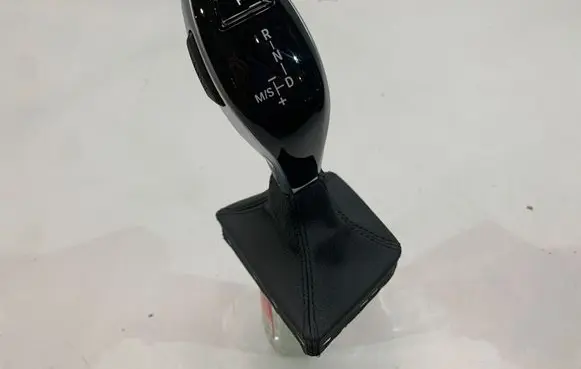 BMW X2 F39 Gear lever shifter trim leather/knob 6991603