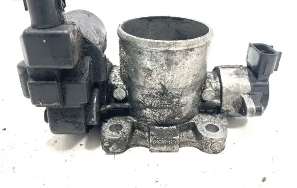 Toyota RAV 4 (XA30) Throttle valve 1923002010