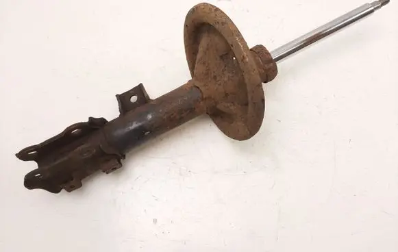 KIA Carens II Front shock absorber/damper