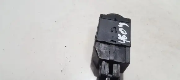 Mitsubishi Carisma Other relay 4RA00351008 4RA003510-08