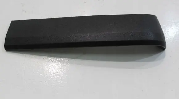 Volkswagen Touareg III Front door card panel trim