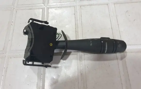 Renault Laguna II Wiper control stalk 8200012245 34447701AR