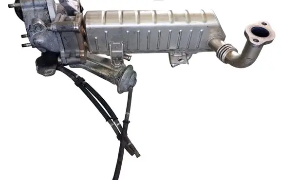 Toyota Hilux (AN10, AN20, AN30) EGR valve cooler 2560130080 13064020002
