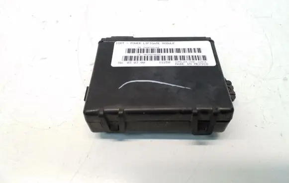 Chrysler Town u0026 Country V Tailgate/trunk control unit/module P68079913AB