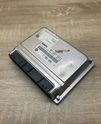 BMW 3 E46 Engine control unit/module ECU 7785098 0281001445