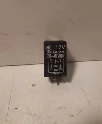 Audi A6 S6 C6 4F Other relay 3U0941597A 31566156B