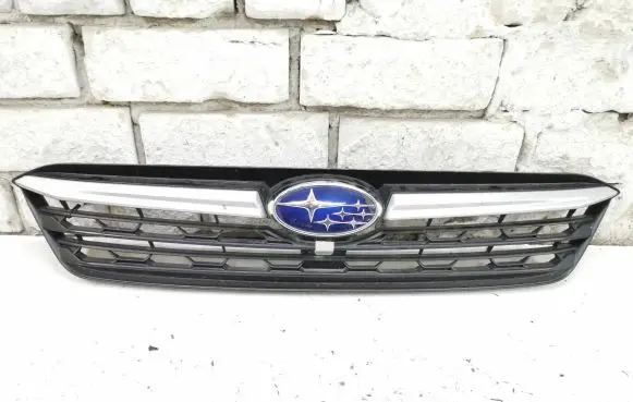 Subaru Impreza V Front bumper upper radiator grill 91121FL400 91122FL230