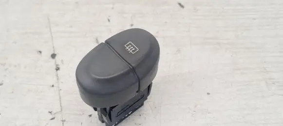 Windscreen/window heater switch