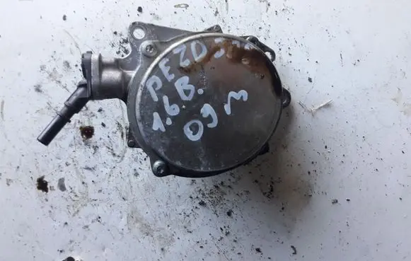 Peugeot 308 Vacuum pump