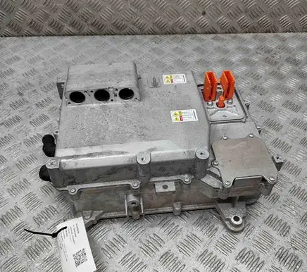 Polestar 2 Voltage converter inverter 32335618