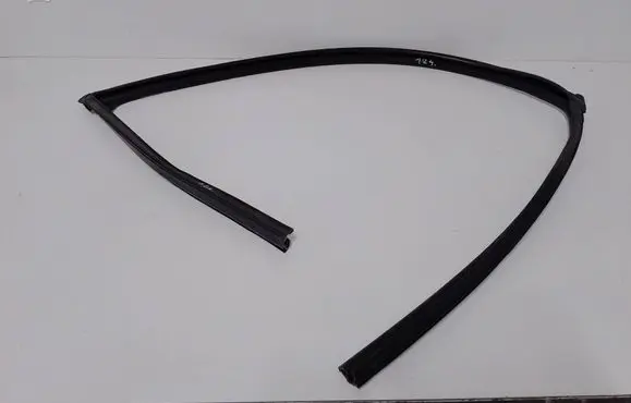 Mitsubishi ASX Front door glass trim molding 