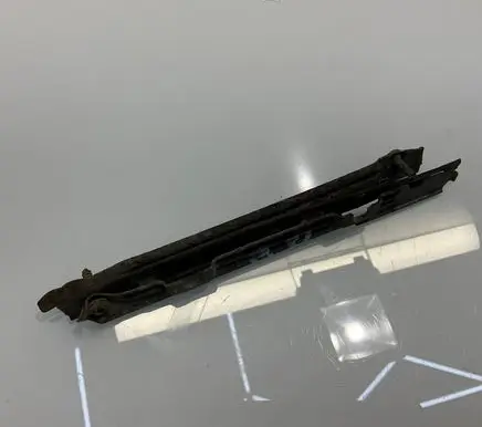 Front bumper mounting bracket