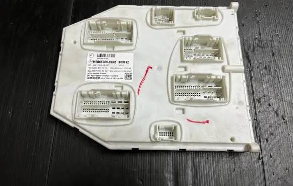 Mercedes-Benz Sprinter W907 W910 BSM Control unit A9079000806 A9079025204 A9079017702