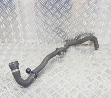 BMW i8 Engine coolant pipe/hose 7640823