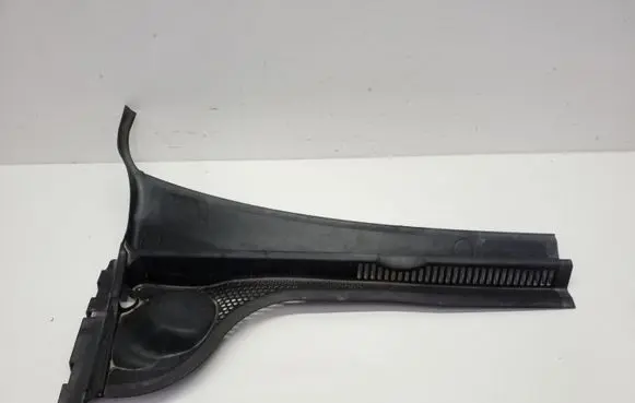 Volkswagen Jetta VI Wiper trim 5C7819404A