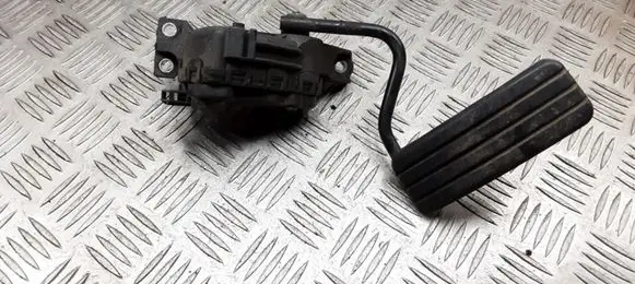 Renault Espace - Grand espace IV Accelerator throttle pedal 8200007513