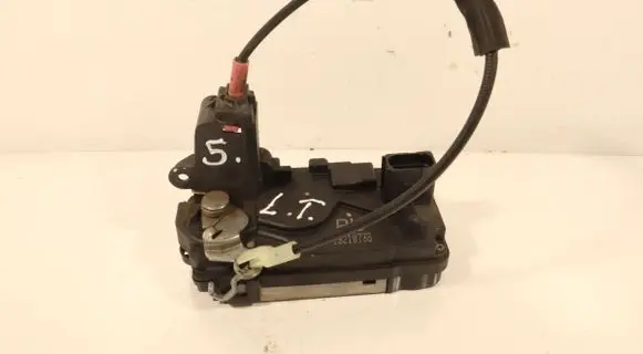 Opel Astra H Rear door lock 13210738