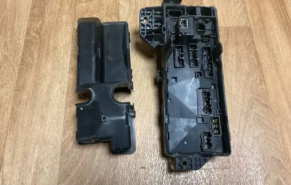 Honda Accord Fuse module 