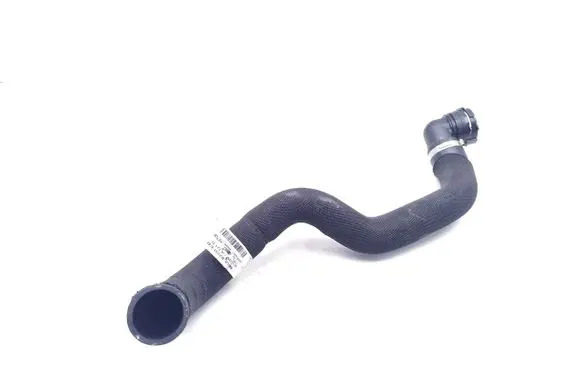 Jaguar F-Pace Engine coolant pipe/hose M8A2-8260-EB