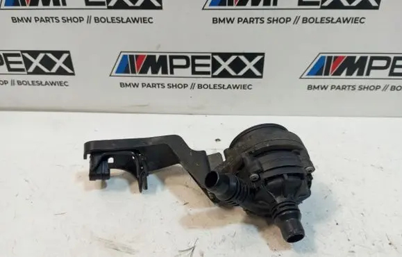 BMW 7 G11 G12 Electric auxiliary coolant/water pump 6834923