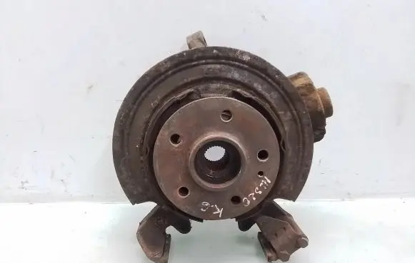 Mercedes-Benz ML W163 Rear wheel hub