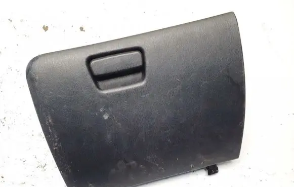 Mitsubishi Carisma Glove box mr1159961