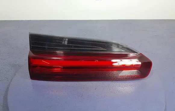BMW X4 F26 Rear/tail lights 7433797