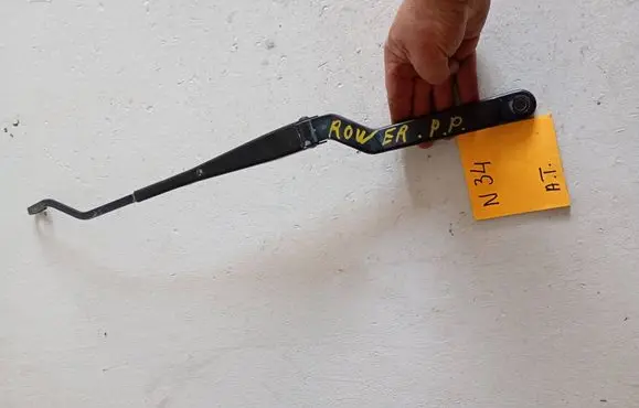 Rover 75 Front wiper blade arm 2359978