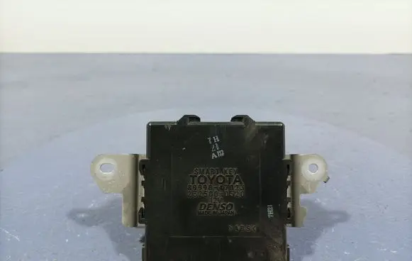 Toyota Prius (NHW20) Other control units/modules 89990-47023