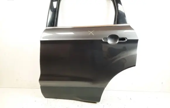 Ford Kuga II Rear door