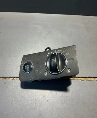 Mercedes-Benz E W211 Light switch 2115450404 04056050